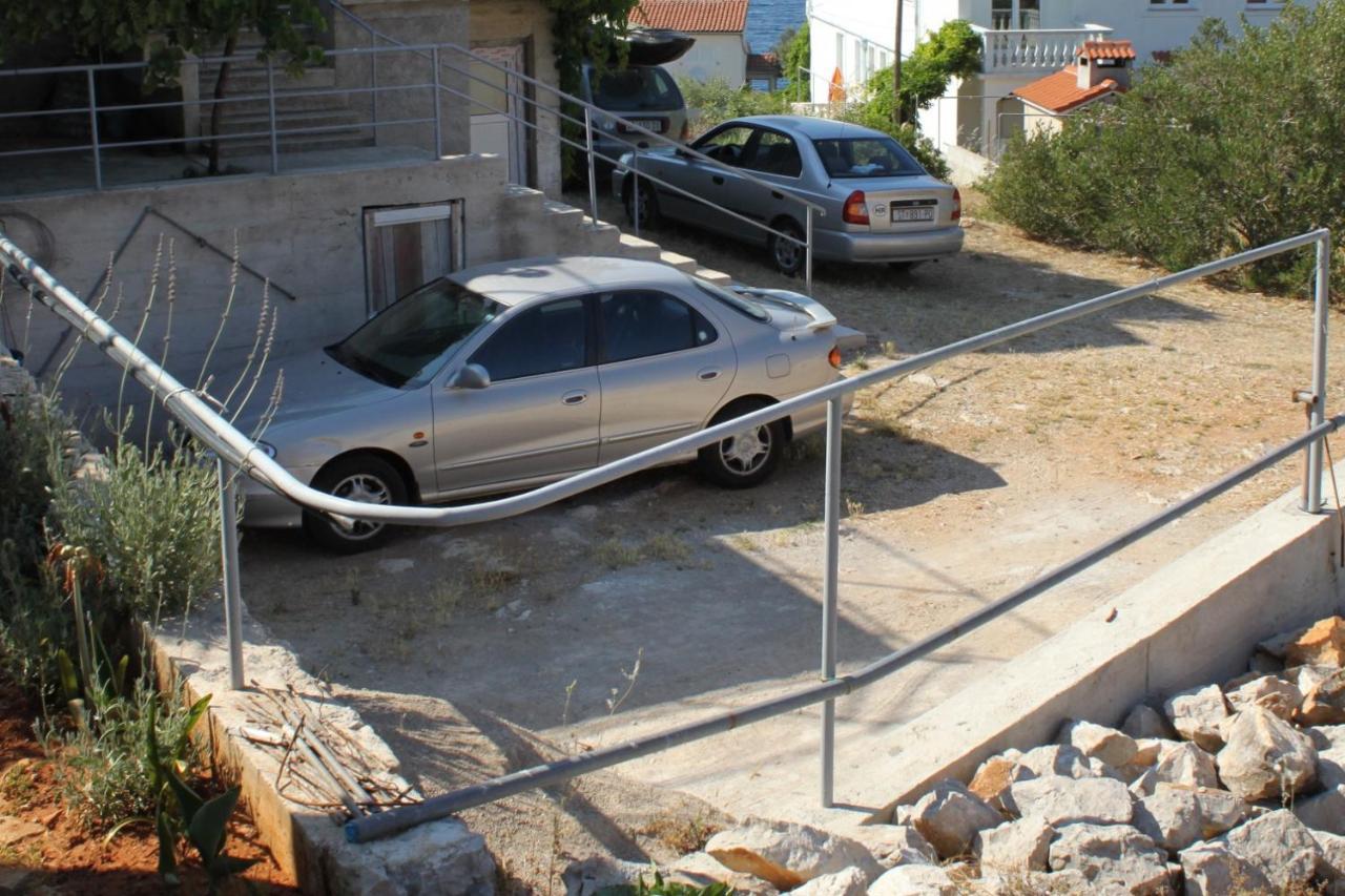 Apartments With A Parking Space Sali, Dugi Otok - 8181 Bagian luar foto