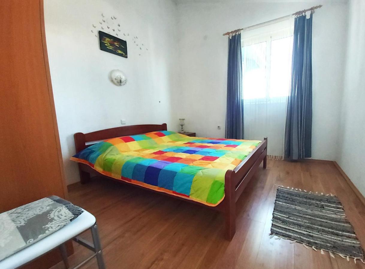 Apartments With A Parking Space Sali, Dugi Otok - 8181 Bagian luar foto